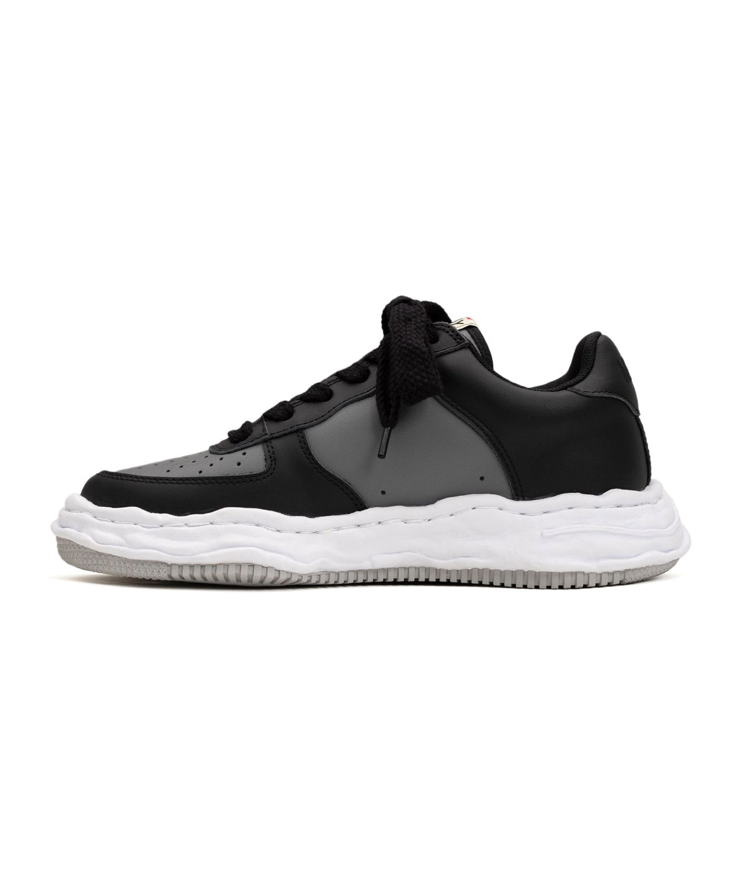 WAYNE LEATHER LOW OG SOLE SNEAKER