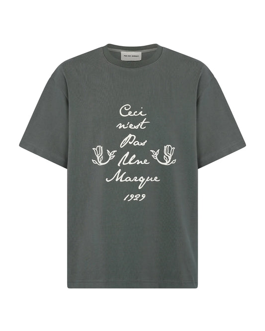 Ceci N'est Pas Une Marque Tee Shirt